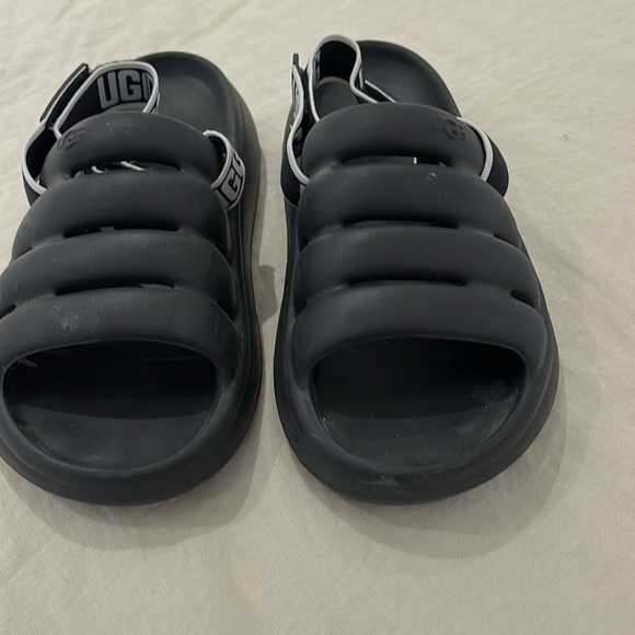 UGG slides with removable strap - Picture 2 of 5